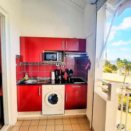 Studio T1 Bis La Belle Vue, Vue Mer, Wifi, Plage A 50M Le Moule Exterior photo
